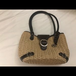 Gently used Brighton straw purse!!